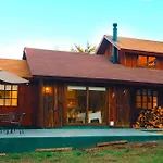 Casa nueva y equipamiento moderno en sitio privado